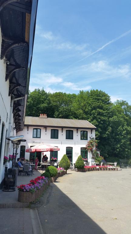 Ariosa Hotel Hoeilaart Екстериор снимка